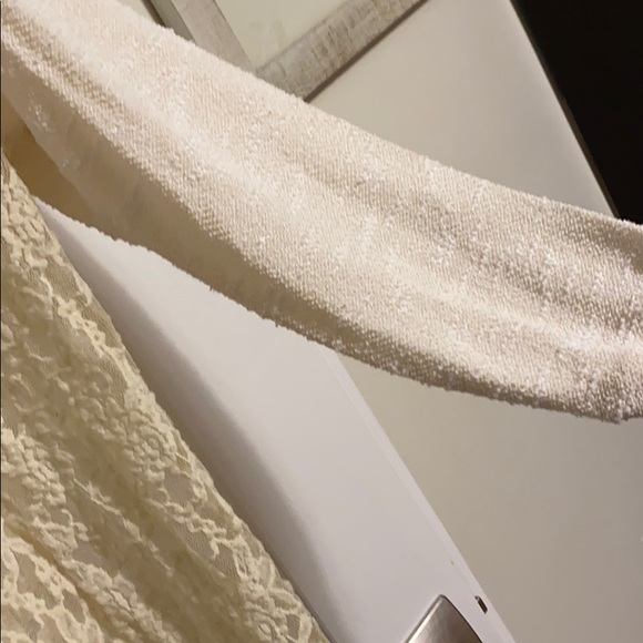 Maurice’s size 0 cream colored top - Picture 4 of 5